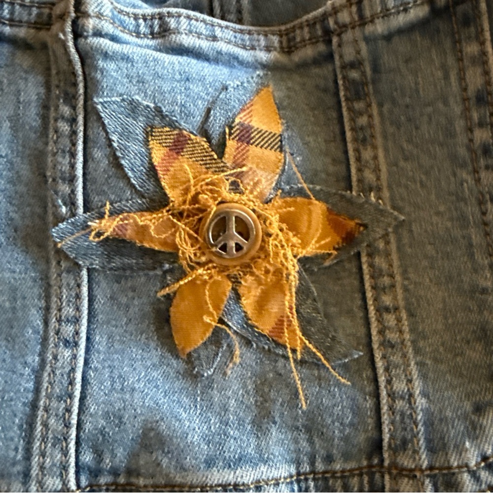 Handmade upcycled denim tote bag with decorative embellishments. - Picture 4 of 4